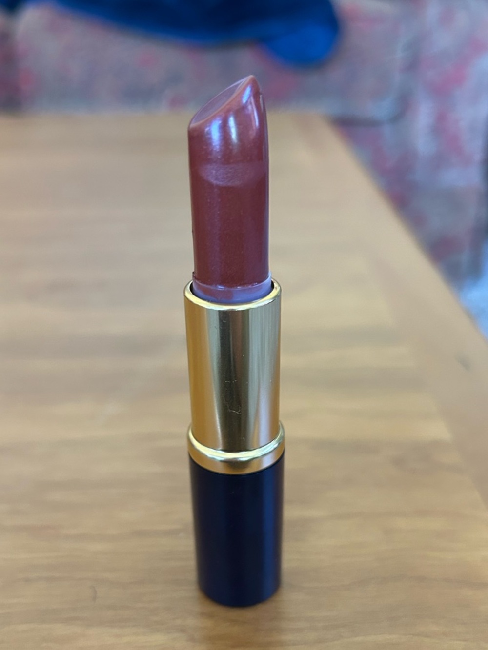 Estée Lauder Pure Color Long Lasting Lipstick in Autumn